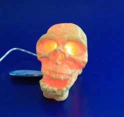 ARCADIA Totenkopf Weiß Mit Einsatz Für LED-Aquarienstrahler -Garten & Außenbereich CAD25WAF 1 4